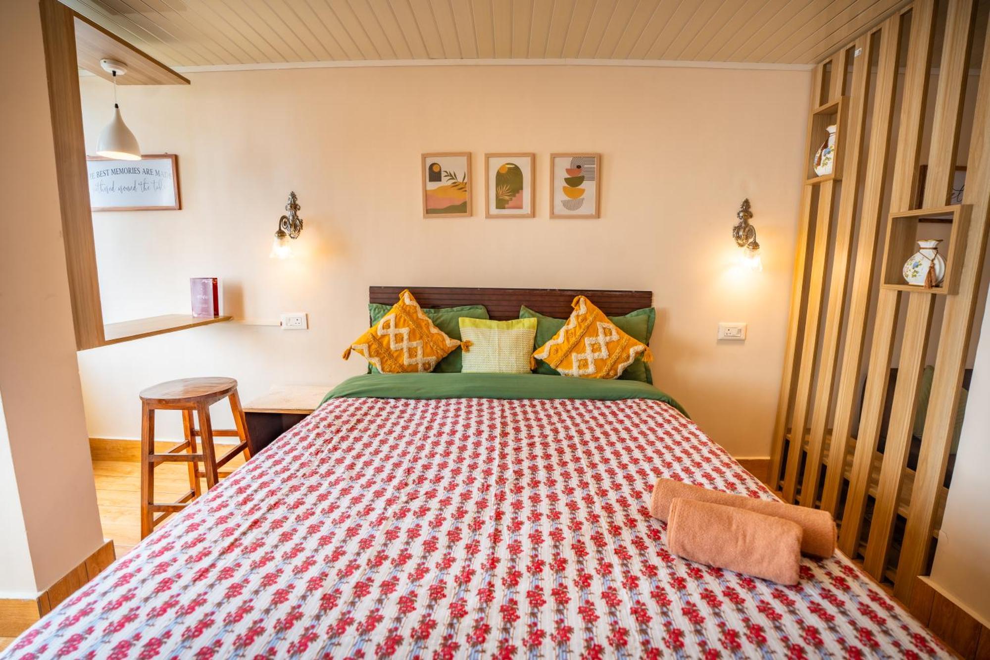 Monratino Himadrie -2 Mins Walk From Mall Road - All Rooms Have Kanchenjunga Mountain View 다르질링 외부 사진