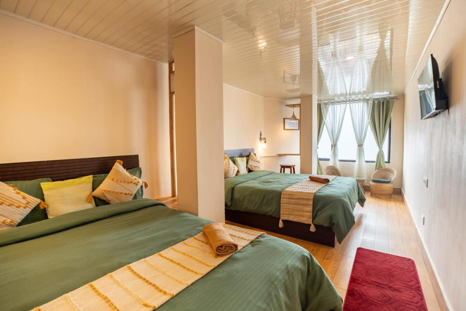 Monratino Himadrie -2 Mins Walk From Mall Road - All Rooms Have Kanchenjunga Mountain View 다르질링 외부 사진